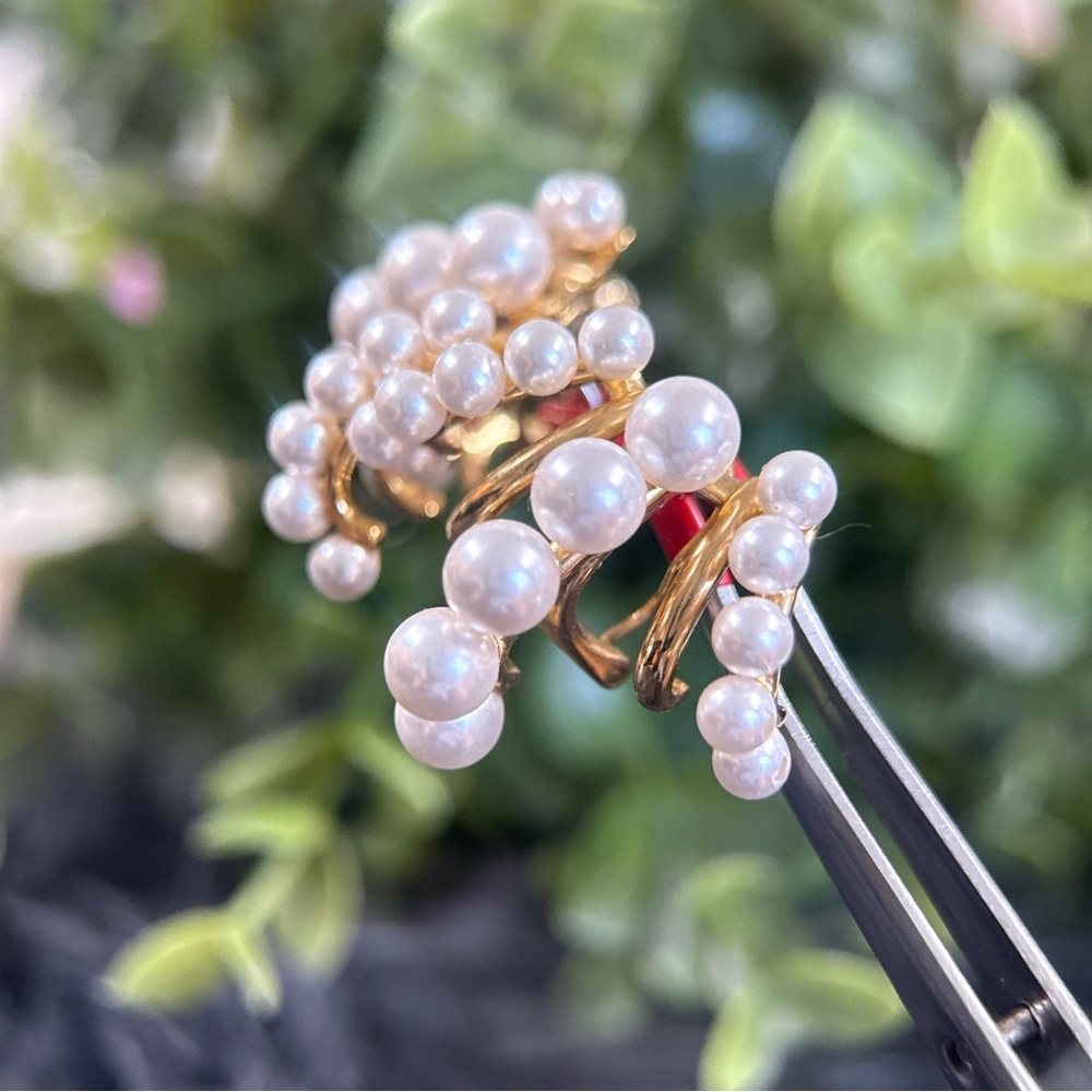 Gold and White Pearl Cascade Earrings - Picture 3 of 8